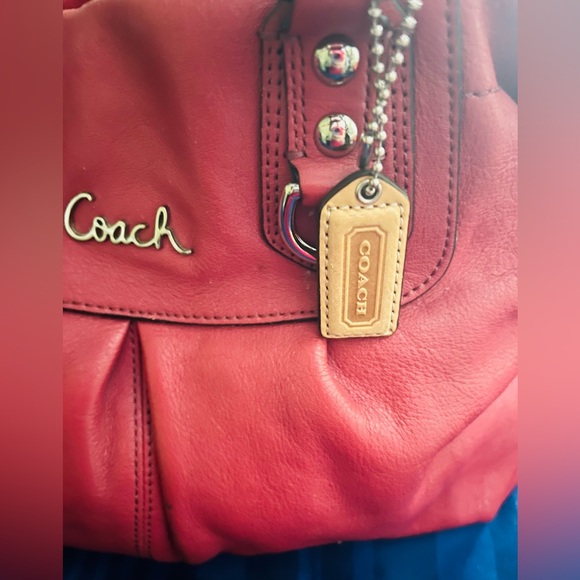 PRE LOVED MADISON SOFT PINK COACH SHOULDER CROSSBODY BAG - Picture 3 of 9